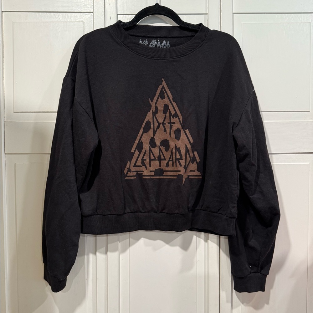 Def‎ Leppard graphic crewneck size XL NWOT